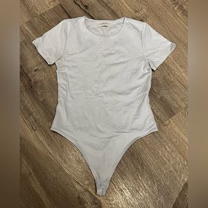 Babaton Contour Crew Shortsleeve Bodysuit BNWOT